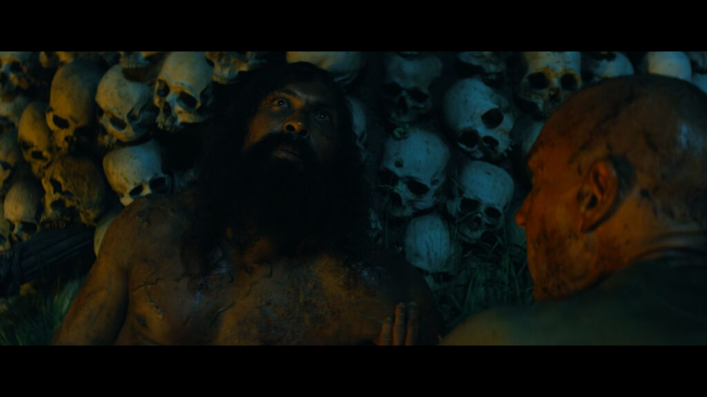 “28 Years Later. The Bones Temple”: el muerto que habla.